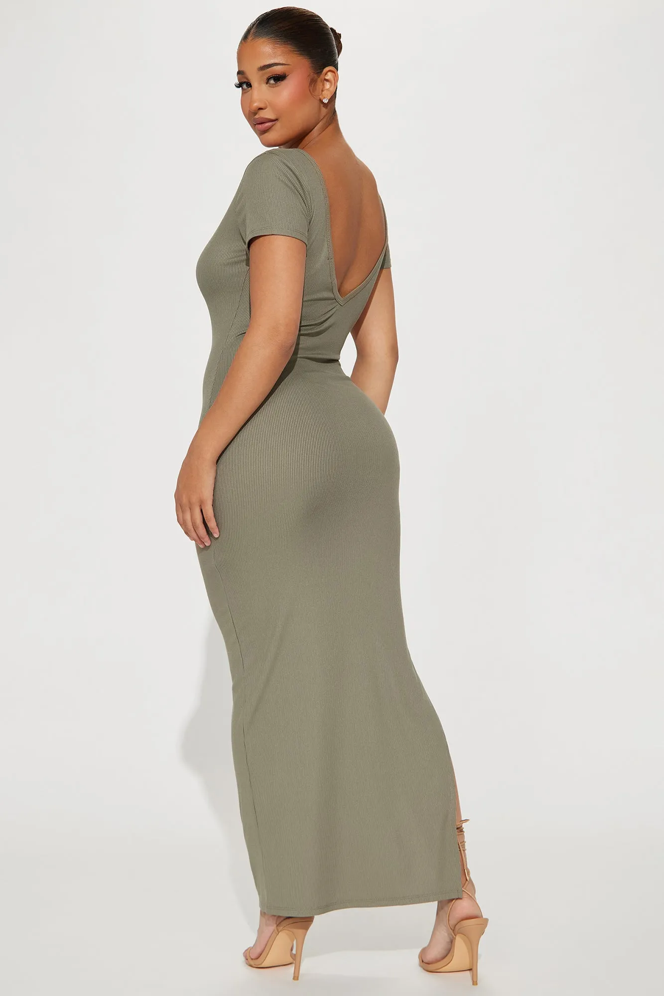 Amira Ribbed Maxi Dress - Olive