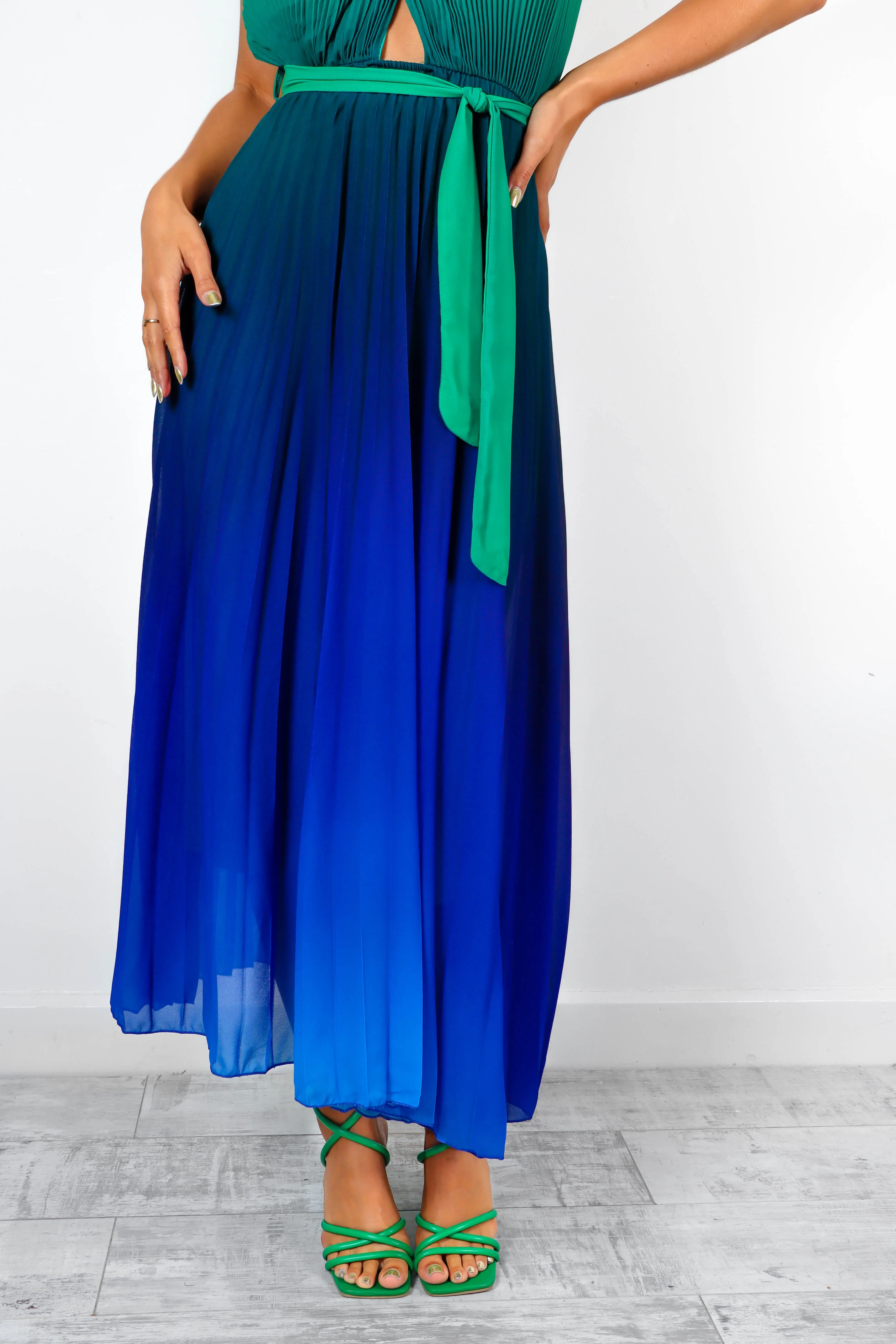 Artemis - Green Blue Ombre Pleated Maxi Dress