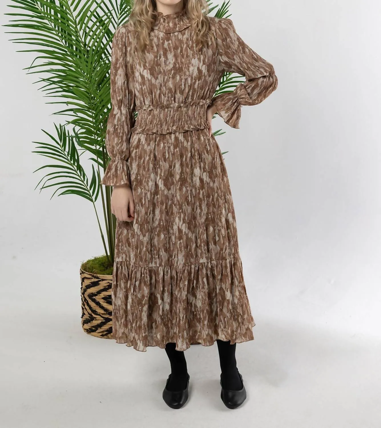 Autumn Friendly Dress in Brown