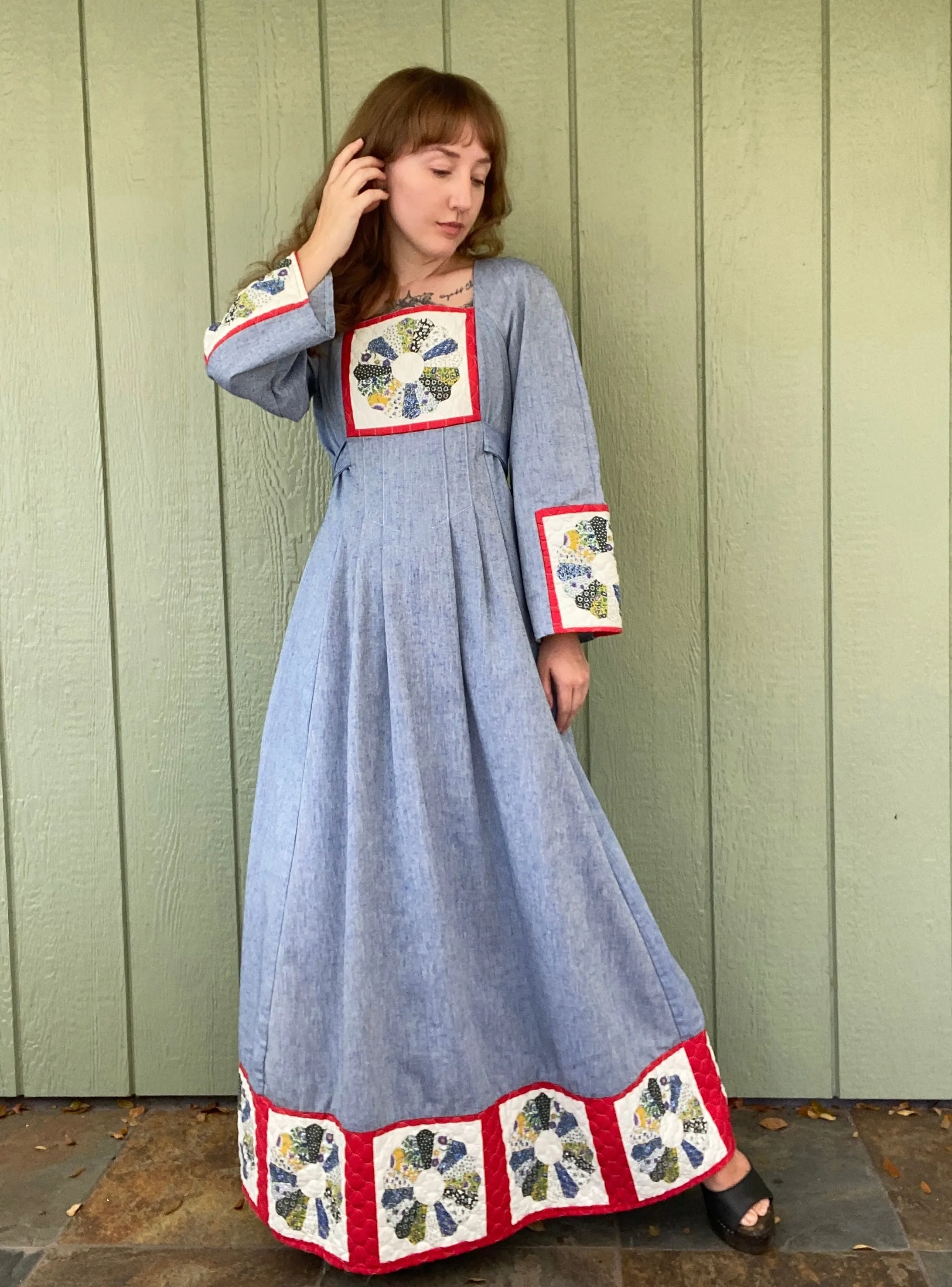 Holly’s Gloria Morét of California Dresden Plate Quilt Dress