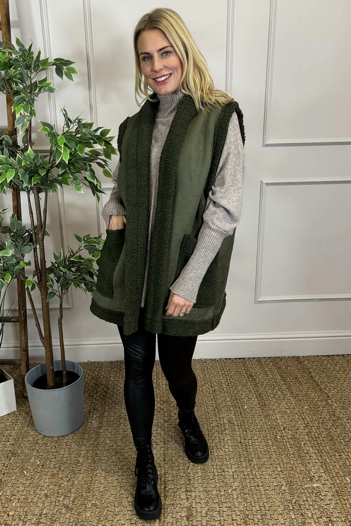 Jolanda Gilet Khaki