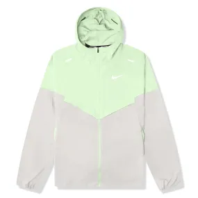 Nike Repel Packable Vapour Green Light Iron Ore Windrunner Jacket