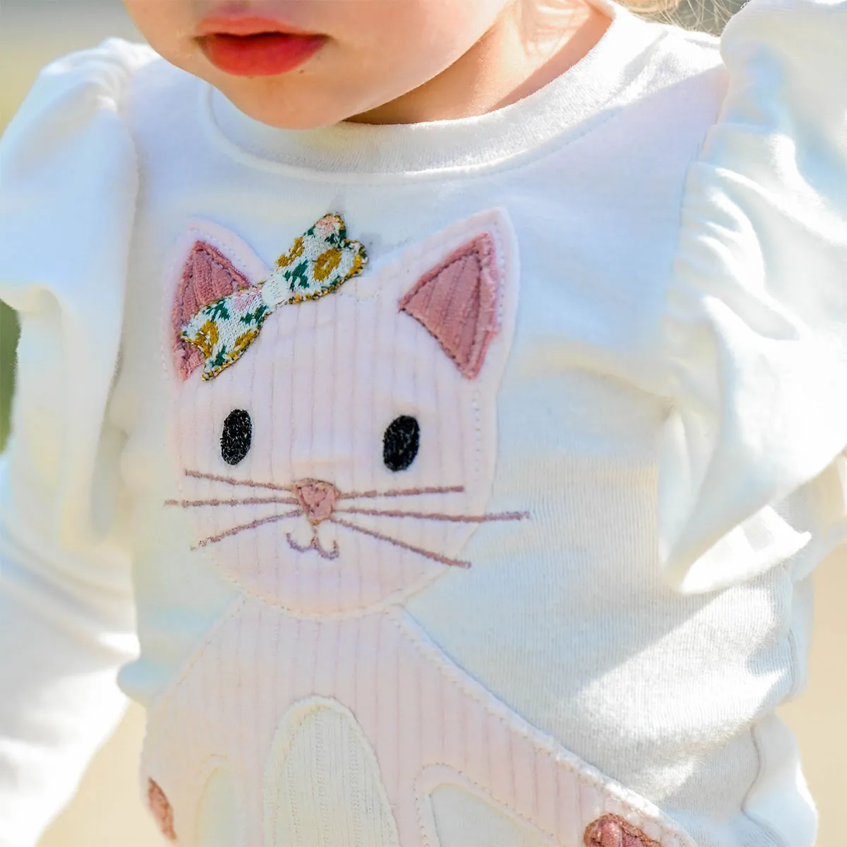 oh baby! Butterfly Long Sleeve Tee - Quilted Kitty Applique - Cream