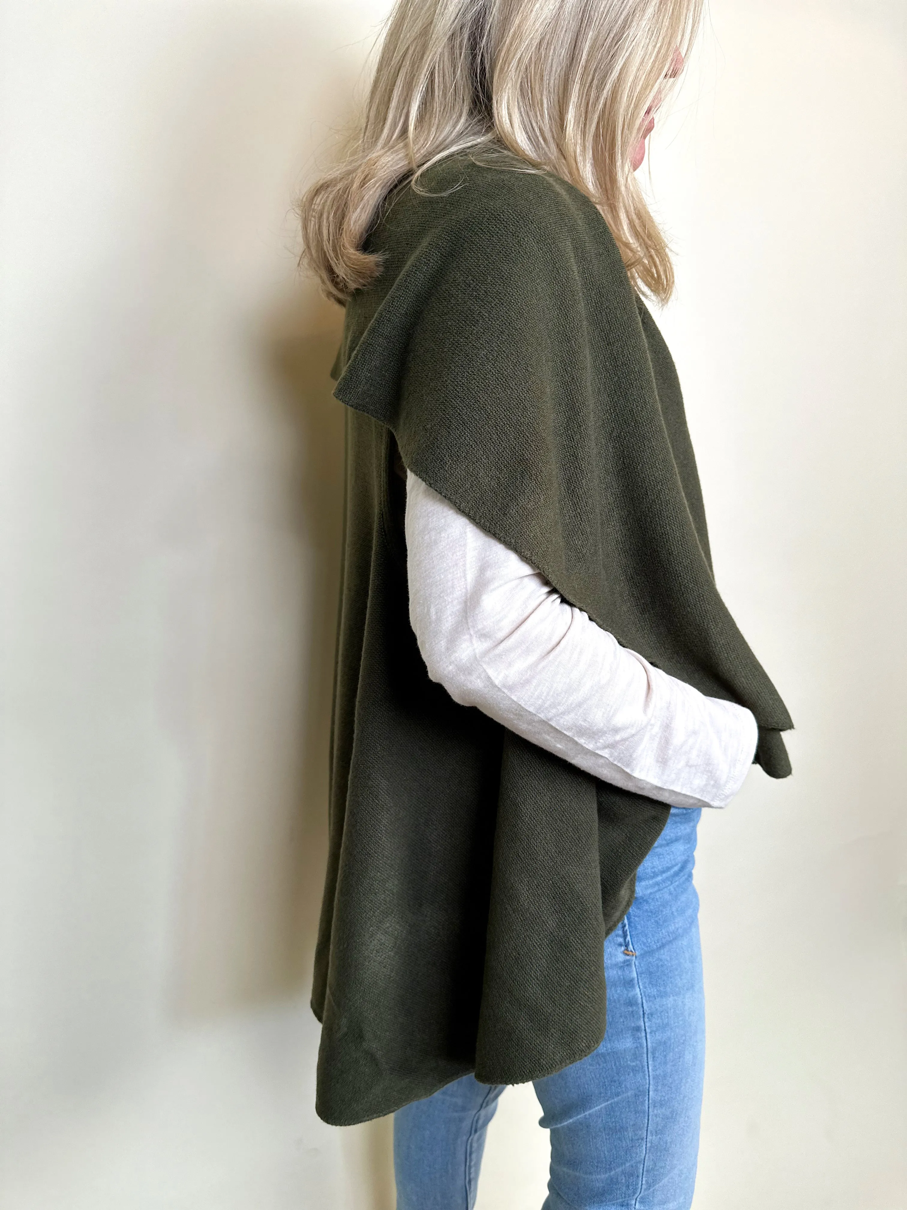 OPEN FRONT FLOWY CAPE PONCHO