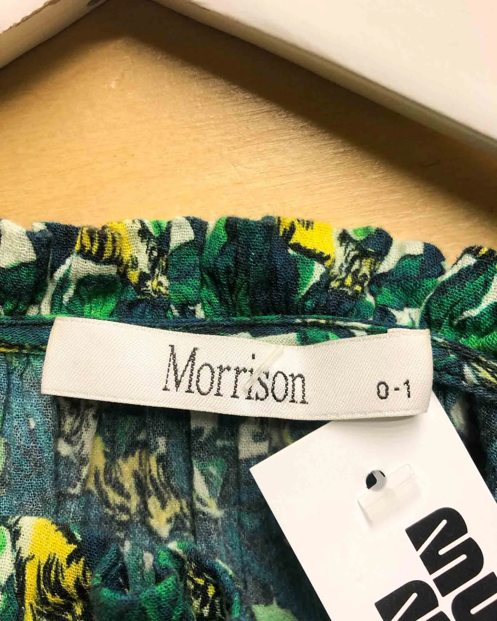 Size 6-8 (0-1) | Morrison Green Print Dress