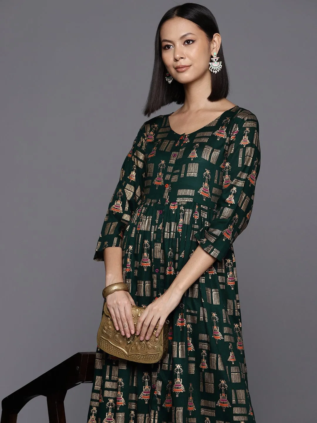 Varanga Women Green A-Line Dress With Round Neck